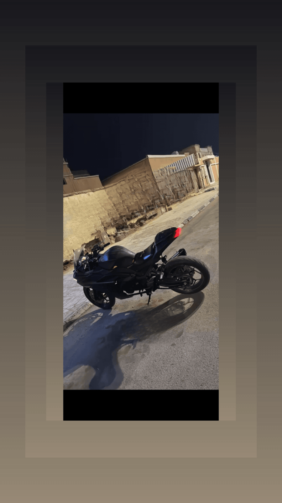 دباب سزوكي حجم250الدباب شرط محركات الدباب مابه شي شغال بس يحتاج له ديكورات فقط - 4